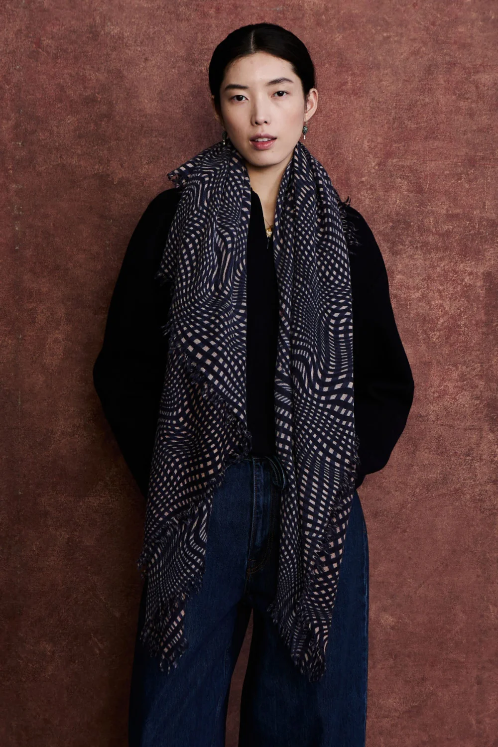 100% Cashmere Scarf Blue Warped Plaid - Image 2