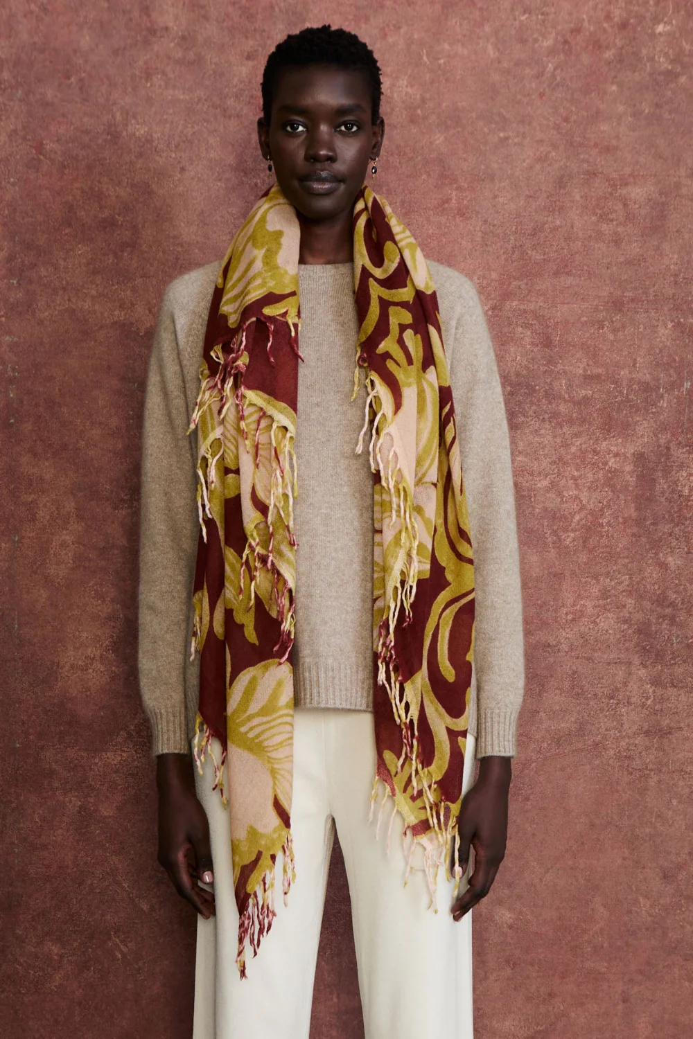 100% Cashmere Scarf Cabernet Floral - Image 3