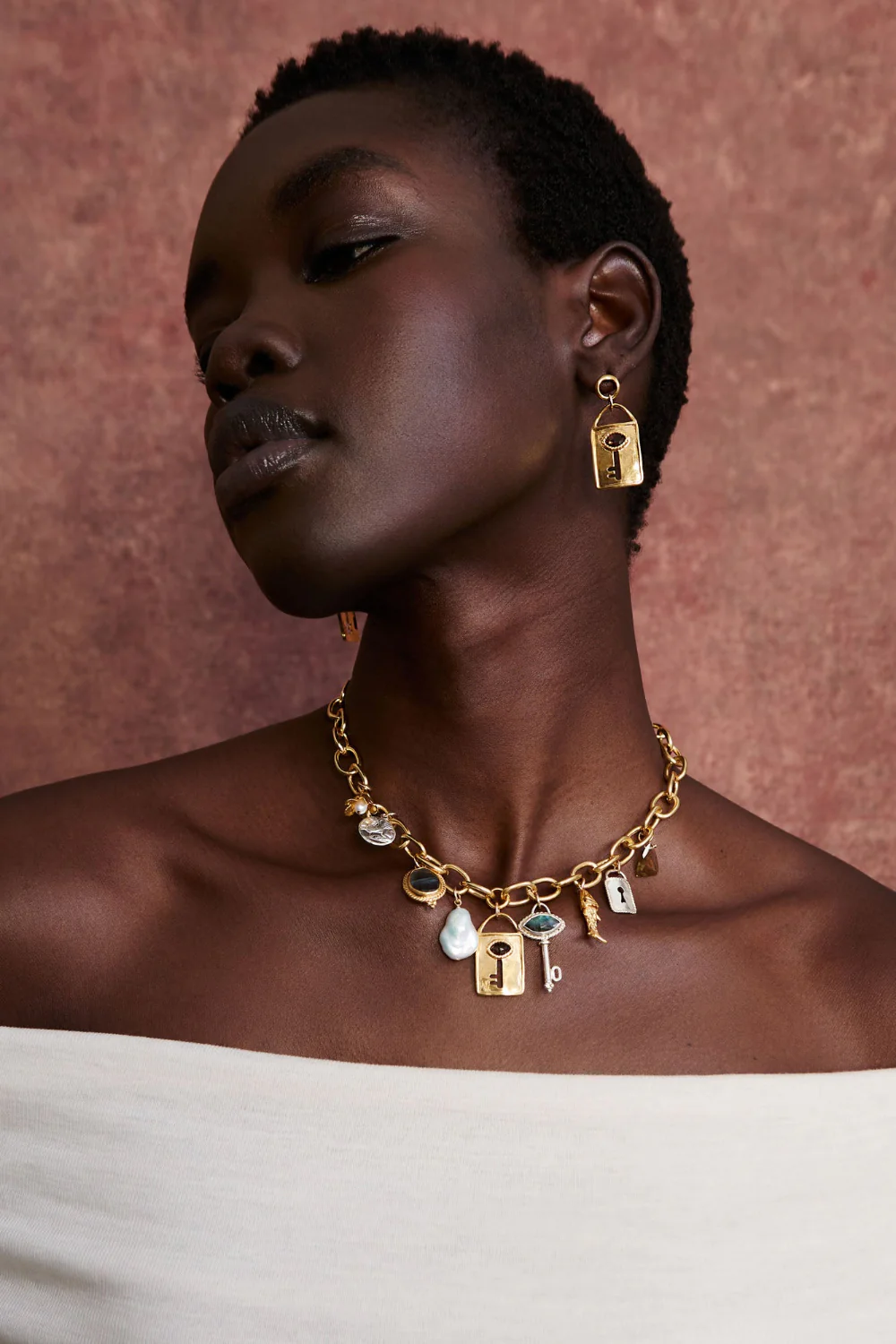 Padlock Earrings Gold - Image 2