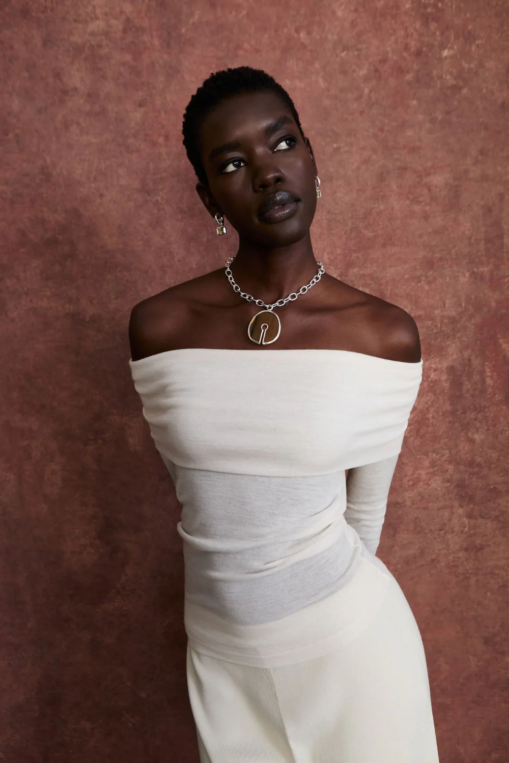 Padlock Necklace Brown Horn - Image 2