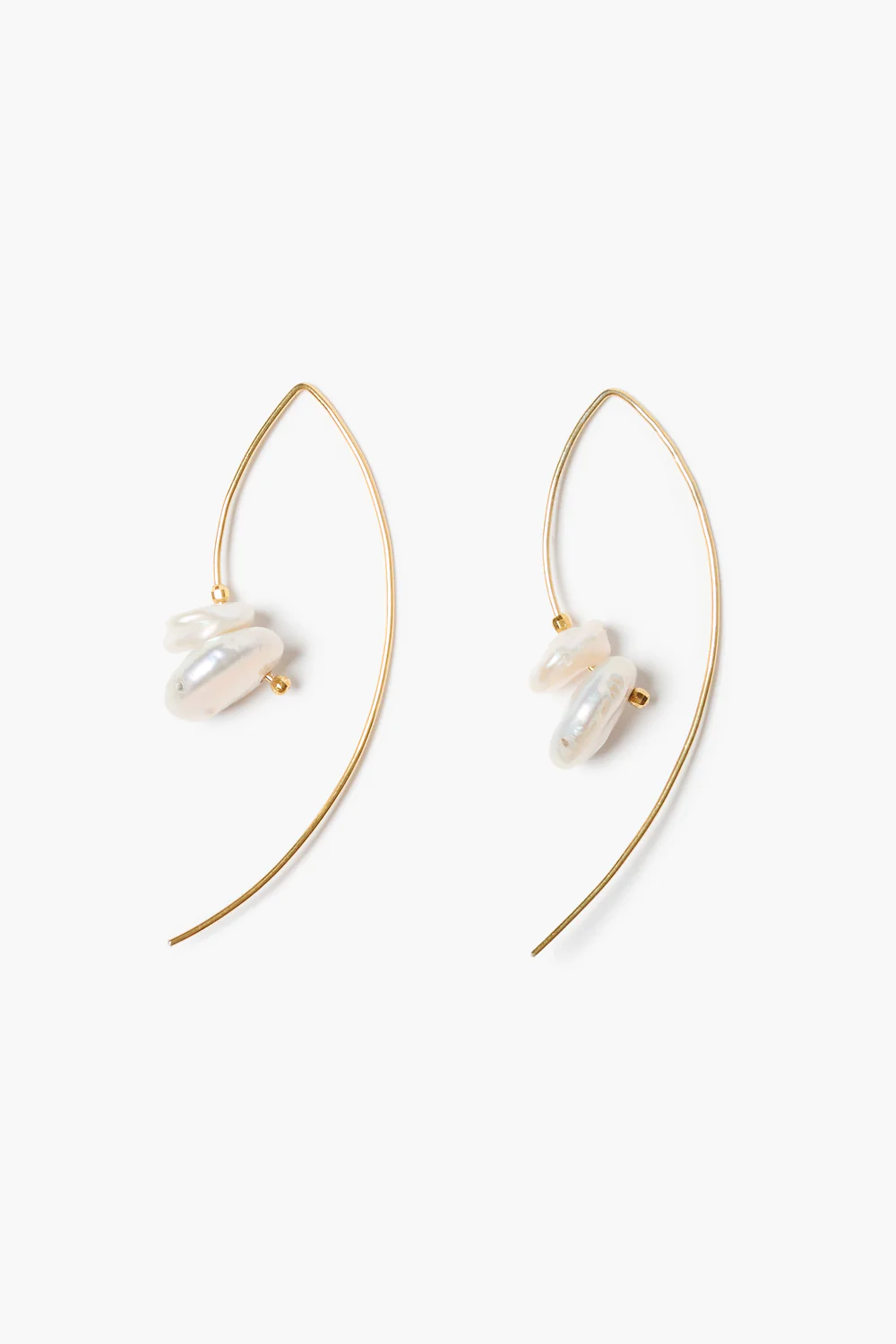 Wire Thread Earrings White Pearl